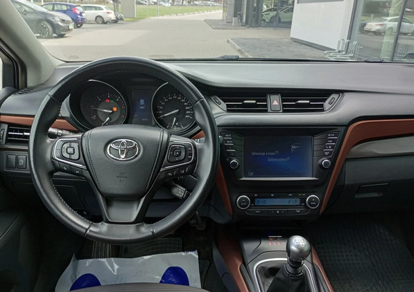 Toyota Avensis cena 46900 przebieg: 190020, rok produkcji 2015 z Pilzno małe 436
